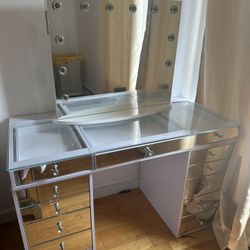 Slaystation plus sale premium vanity table