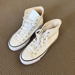 White High Top Converse - Size 6.5