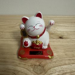 Beautiful Lucky Fortune Cat (Maneki-neko) 🐱✨
