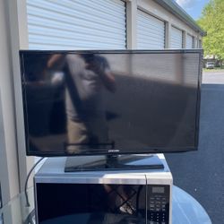 Samsung 32” TV