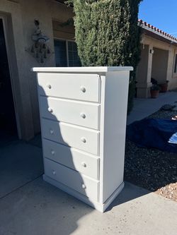 White 5-Drawer Chest!