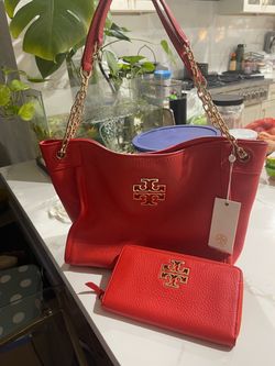 Tory Burch Purse + Wallet
