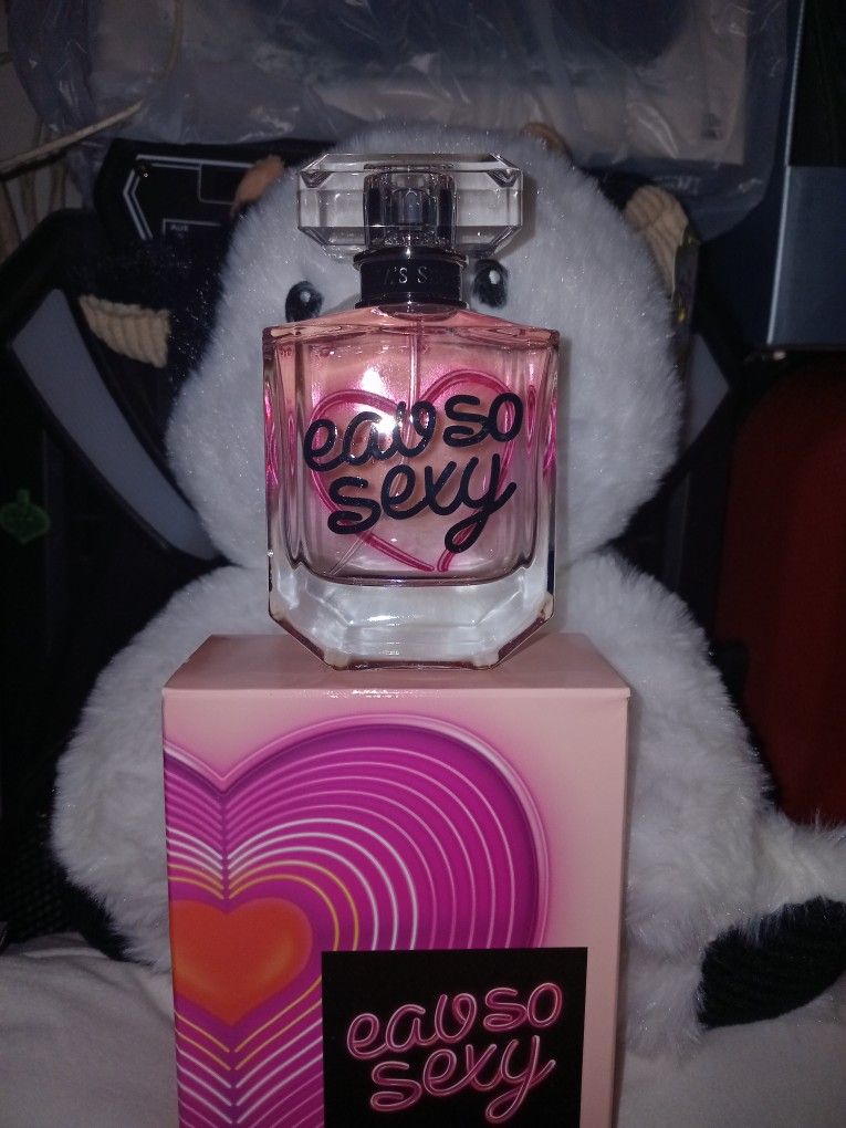 Perfume Y Peluche