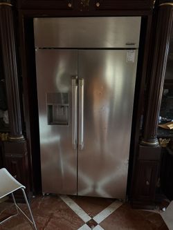 Dacor refrigerator 