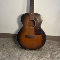 1940's Harmony Roy Smeck Guitar 