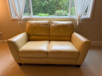 Natuzzi Butter Leather Sofa (Italy)