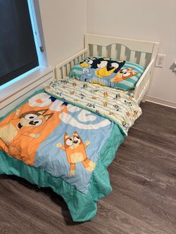 Toddler bed