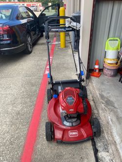 Self propelled mower
