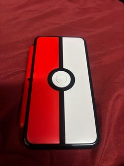 Nintendo 2DS XL Poké Ball Edition