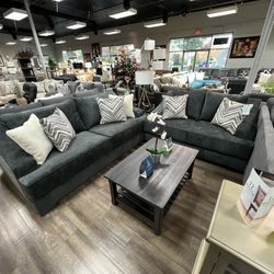 2-piece Oversized Sofa & loveseat Set 