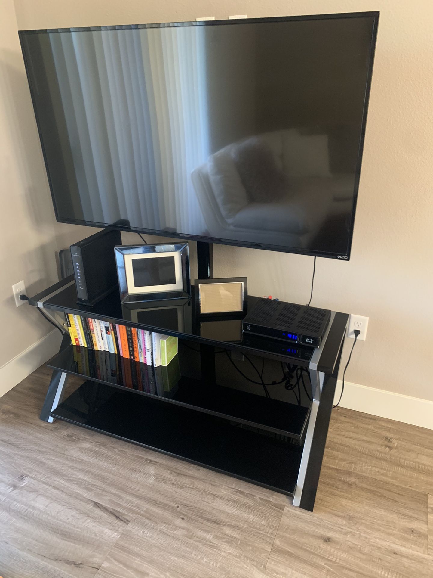 TV & TV STAND