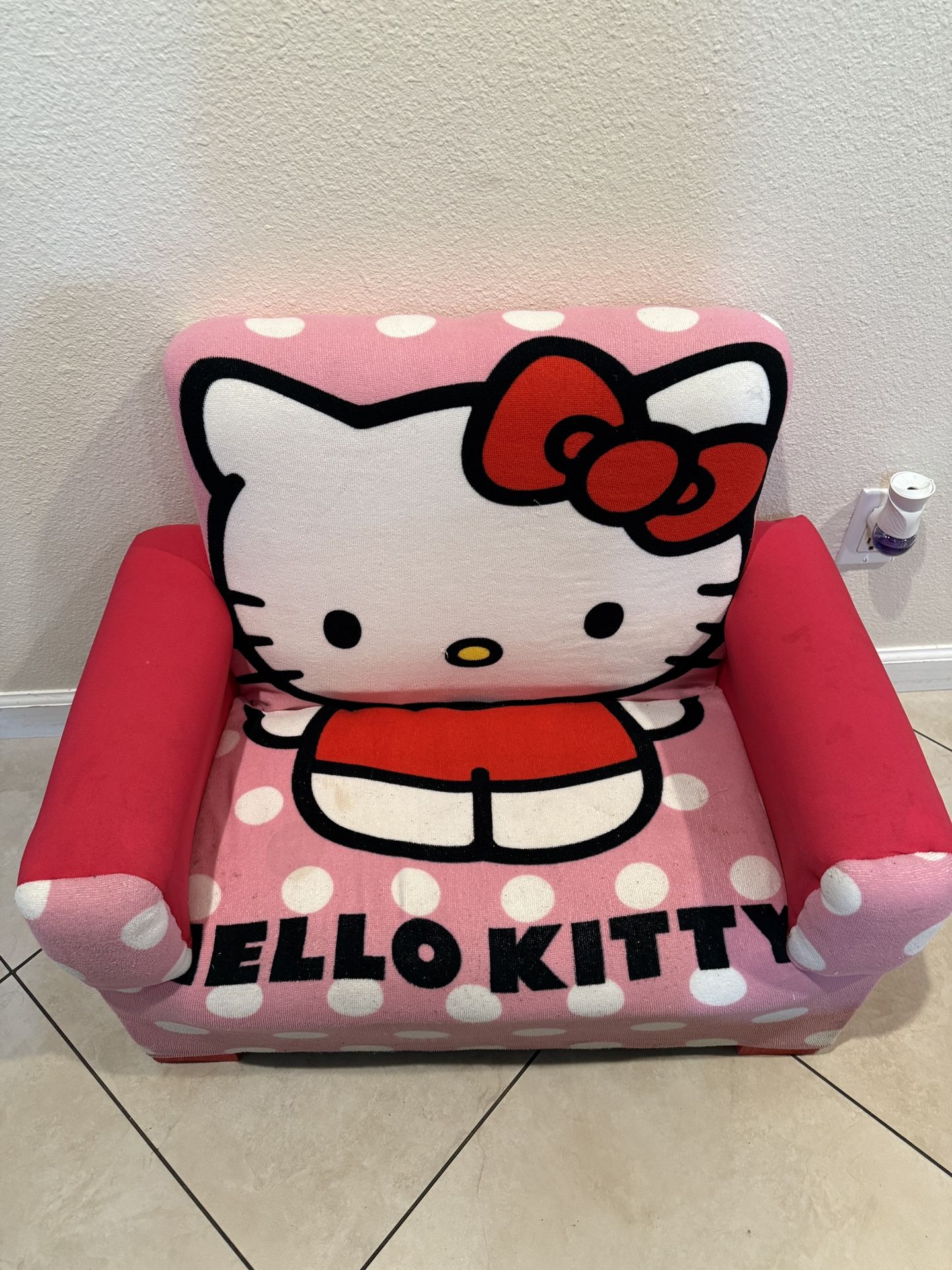 Hello Kitty Pink Plush Couch/Sofa/Chair for Kids