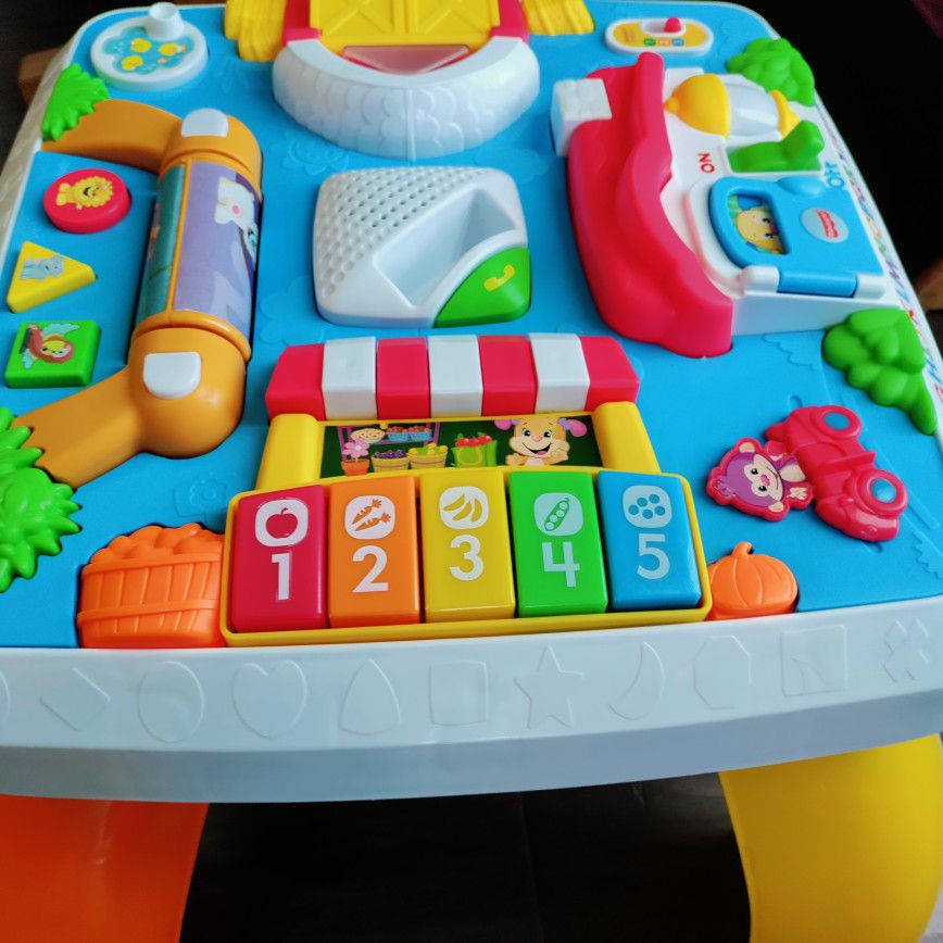 Fisher Price Laugh & Learn Around The Town