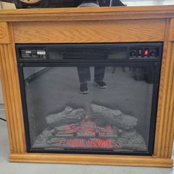 Twin Stars Electric Fireplace. 31"L x 26"H. PLEASE READ DESCRIPTION