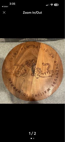 Lazy Susan- Winnie the Pooh Engraved Wooden Round Plate