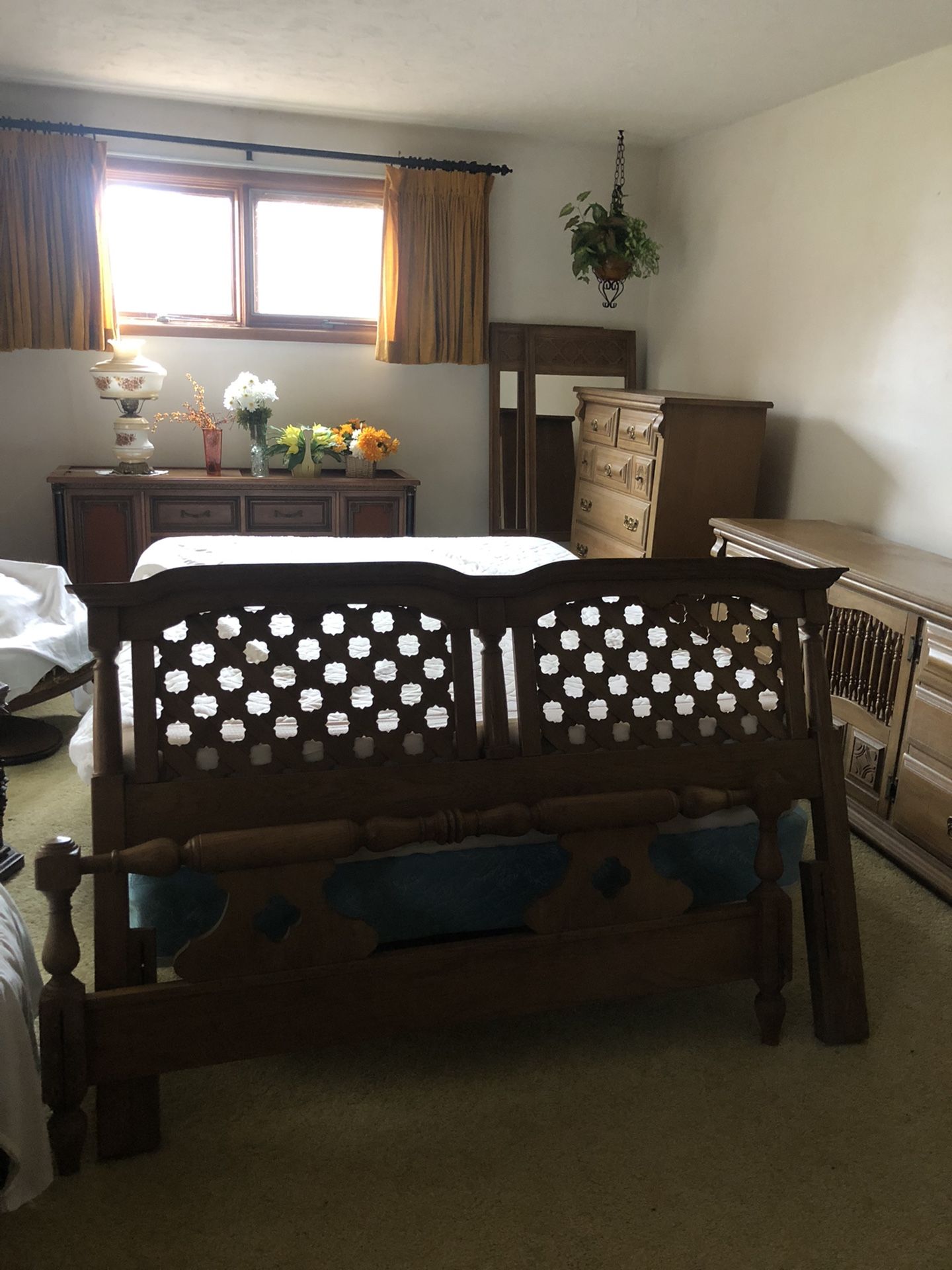 Beautiful Solid Oak and Pecan Bedroom Set 