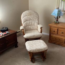 Rocking Chair 