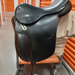 County Drespri Saddle 17.5