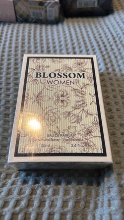 Blossom Women Eau de Parfum 3.4 oz
