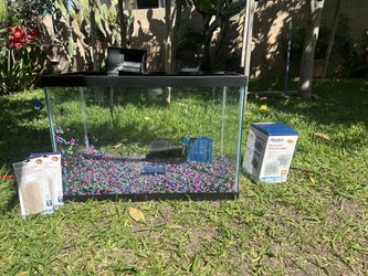 Aqueon 20 gallon fish tank