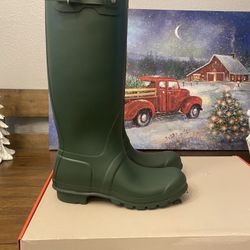 Hunter Rain Boots Size 10