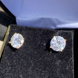 14K Yellow Gold VS2 4.44 Carat VVS Lab Diamond Stud Earrings