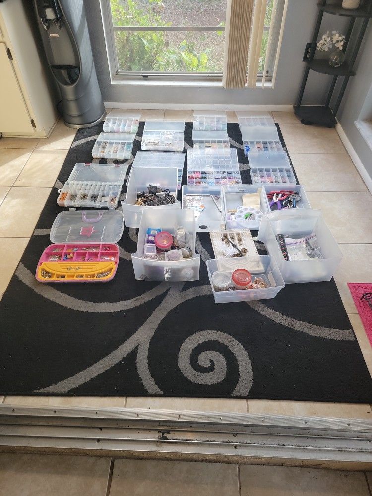 New Beads Comes With Tools And Jewelry Making Equipment 20 Boxes In New Condition