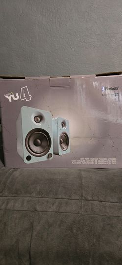 Yu 4 speakers