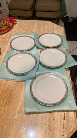Dinner plates