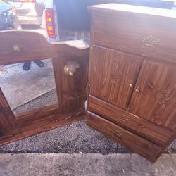 Wooded Chest Dresser + Mirror Dresser Topper