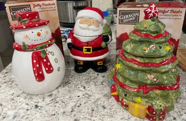 Gibson Home Christmas Stoneware Cookie Jars Set of 3