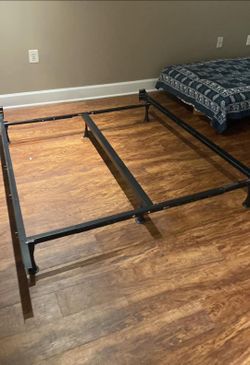 Adjustable Twin to Queen Bed frame