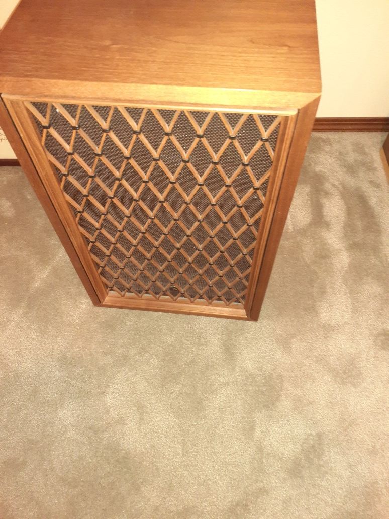 Pioneer 80 watt Speakers