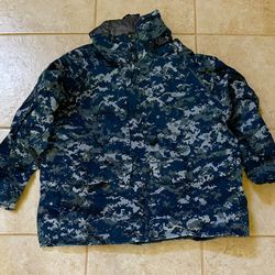 Navy Gortex Jacket Size MS