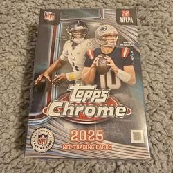 Topps Chrome 2025 Football Hanger Box