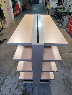 Gondola shelf" mueble de estanteria de madera con base de metal