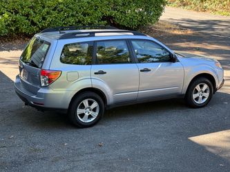 2013 Subaru Forrester low-miles AWD runs-great