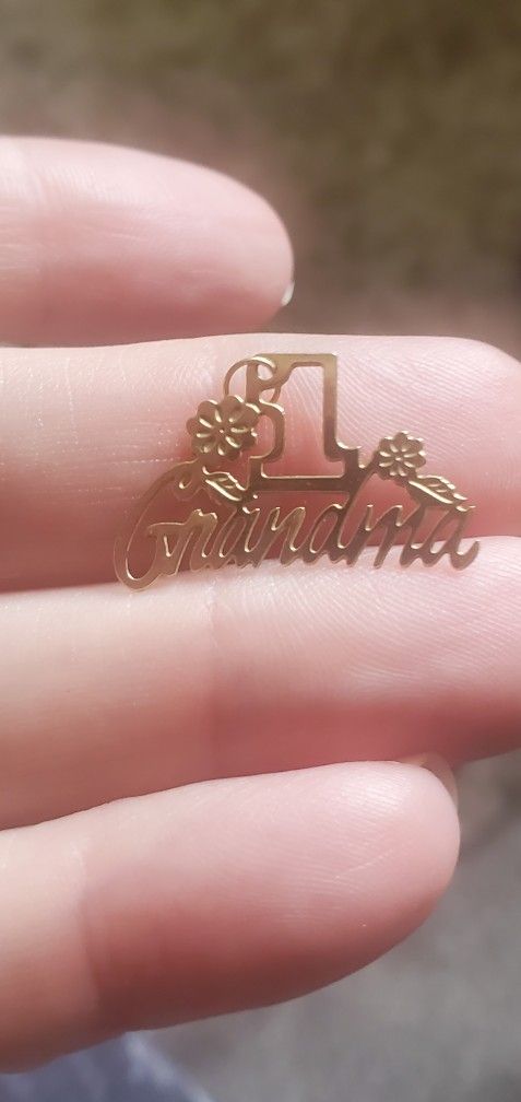 14k Gold Grandma Pendant