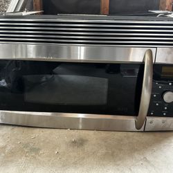 GE Built In Microwave And Hood