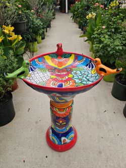 Tall Talavera Red Rim Birdbath. Clay Pots, Planters. Pottery $120 cada una.
