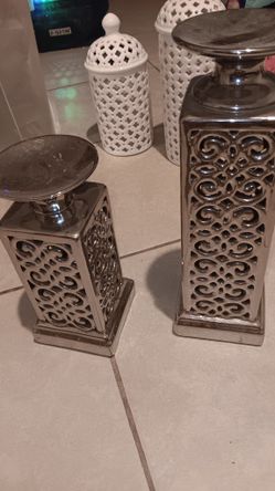 CANDLE HOLDER SILVER