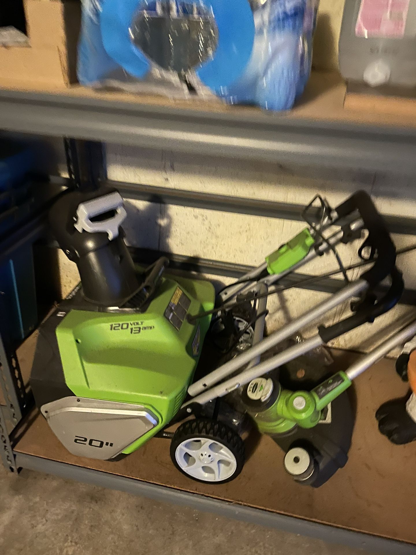 20” Snowblower - Wired 