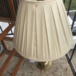 An Old Fashion Lamp, Pretty Big, Ver Good Quality (NO SHIPPING)