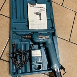 Cordless Driver Drill makita