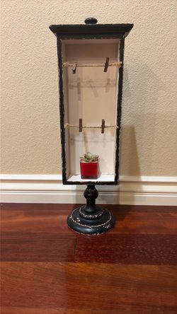 Vintage clothesline picture box frame