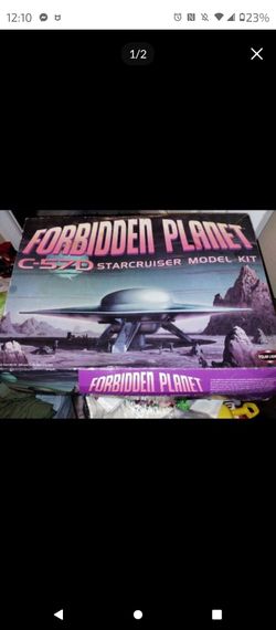 Vintage Polar Lights Forbidden Planet C-57D Star Cruiser Model Kit