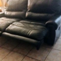 Automatic Dual Couch 