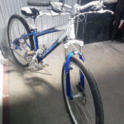 GIANT SEDONA LX  ALUMINUM DUAL DISC BRAKES 