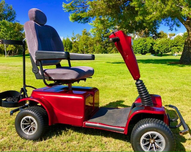 Red Wrangler Single Rider Golf Cart