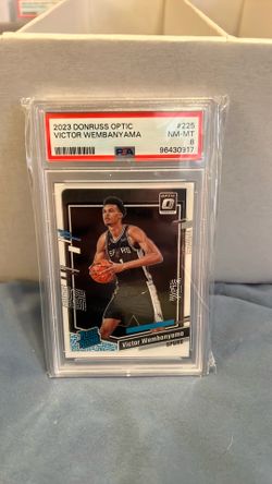Victor Wembanyama, Donruss optic rookie card PSA8